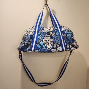 VERA BRADLEY large Traveler Duffer travel bag
